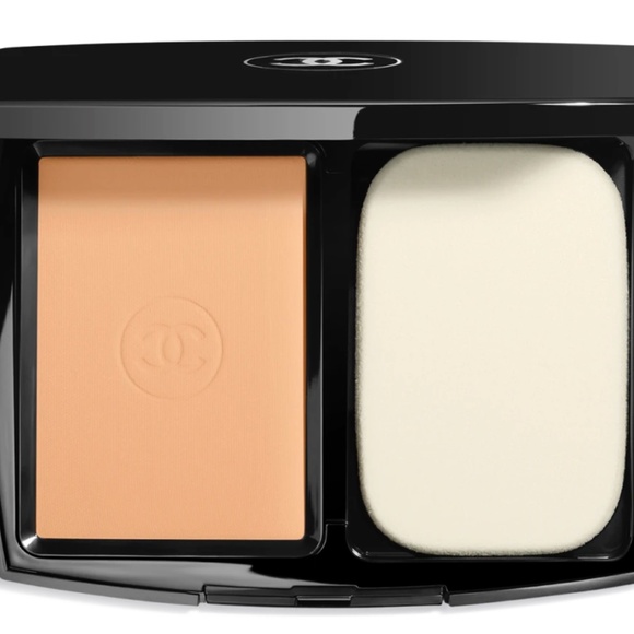 authentic Chanel foundation all day comfort B70 - Picture 2 of 5